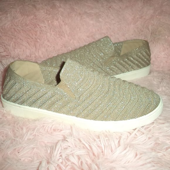 CLIFFS BY WHITE MOUNTAIN TAN WOVEN KNIT SLIP ON SNEAKERS~WOMENS SIZE 8 1/2W - Picture 3 of 8